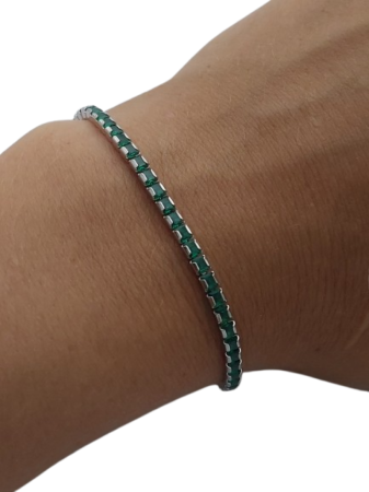 Stříbrný náramek se zelenými zirkony