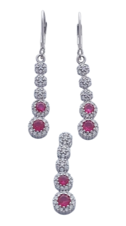 Stříbrný set královský náušnice a přívěsek s červenými zirkony