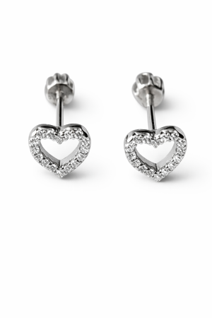 Stříbrné náušnice Srdce s čirými zirkony – nadčasová elegance na šroubek