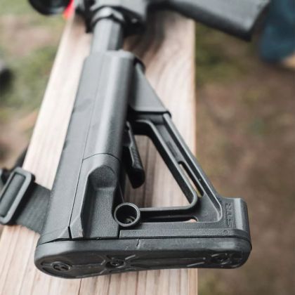 Pažba Magpul STR AR-15 Mil-Spec, Černá