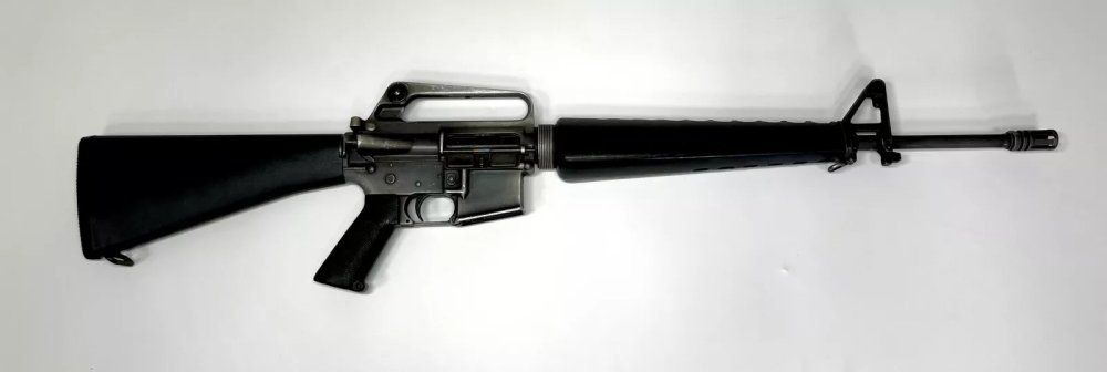 Colt samonabíjecí puška M16A1-SA - .223 Rem - zbraň kat. A1