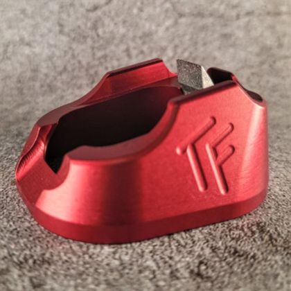 Rozšířená šachta (magwell) Taylor Freelance, JP-5, Červená