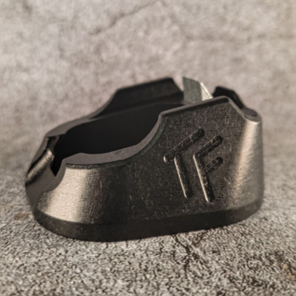 Rozšířená šachta (magwell) Taylor Freelance, JP-5, Černá