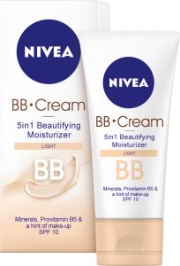 Nivea Essentials OF 20 denní BB krém světlý odstín, 50 ml