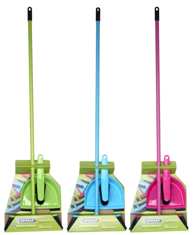 SET smeták s holí + smetáček s lopatkou 2010                          